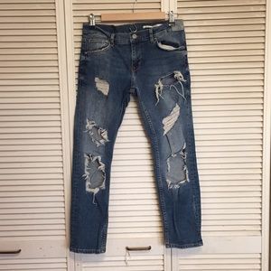 Distressed Boyfriend Jeans